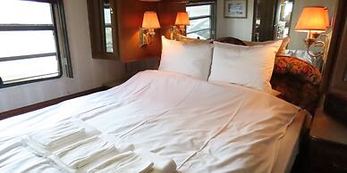 HULL Osaka Hokko Marina