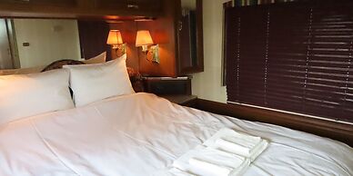 HULL Osaka Hokko Marina