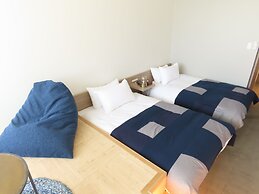 HULL Osaka Hokko Marina