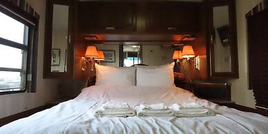 HULL Osaka Hokko Marina