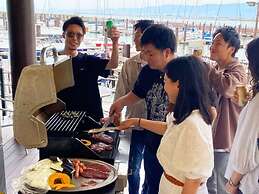 HULL Osaka Hokko Marina