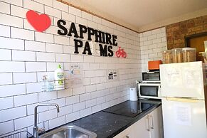 Sapphire Palms Motel