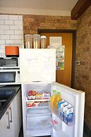 Sapphire Palms Motel