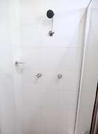 Sapphire Palms Motel