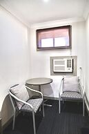 Sapphire Palms Motel