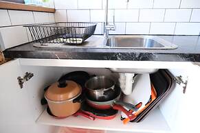 Sapphire Palms Motel