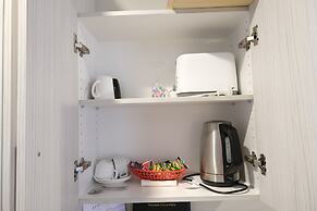 Sapphire Palms Motel