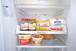 Sapphire Palms Motel