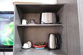 Sapphire Palms Motel