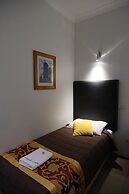 Sapphire Palms Motel