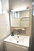 Sapphire Palms Motel