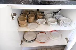 Sapphire Palms Motel