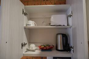 Sapphire Palms Motel