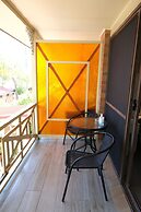 Sapphire Palms Motel