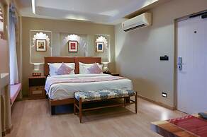 The Red Pier - My Downtown Hotels