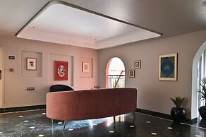 The Red Pier - My Downtown Hotels