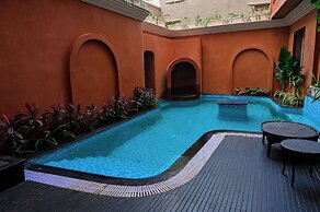 The Red Pier - My Downtown Hotels