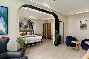 The Red Pier - My Downtown Hotels