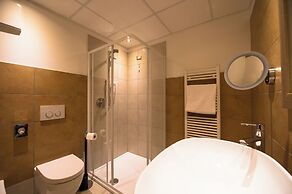 Golden Park Resort