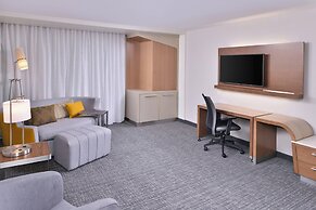 Courtyard by Marriott Columbus Grove City