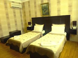 Boulevard Guest House