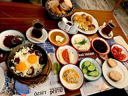 Boulevard Guest House