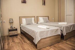 Boulevard Guest House