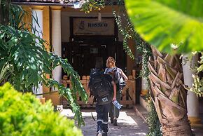 Rossco Hostel