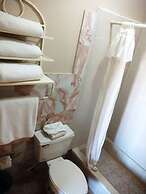 Los Jitos Hotel & Suites