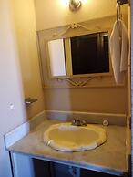 Los Jitos Hotel & Suites