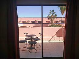 Los Jitos Hotel & Suites