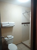 Los Jitos Hotel & Suites