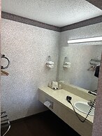 Heritage Inn