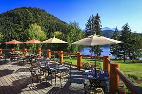 Tyax Lodge & Heliskiing