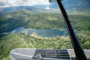 Tyax Lodge & Heliskiing