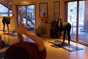 Tyax Lodge & Heliskiing