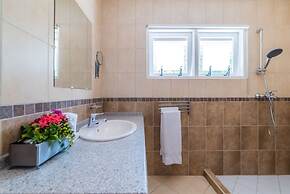 Coral Estate Rentals