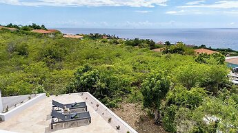 Coral Estate Rentals