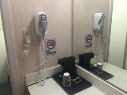 Americas Best Value Inn & Suites Boise