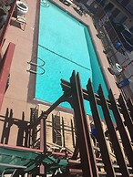 Park Avenue Inn and Suites