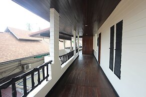 Phi Phi Banyan Villa