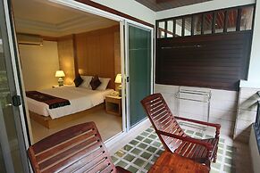 Phi Phi Banyan Villa