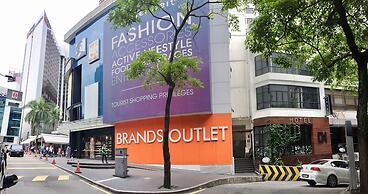 CHAOS BOUTIQUE HOTEL