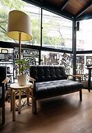 CHAOS BOUTIQUE HOTEL