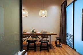 CHAOS BOUTIQUE HOTEL