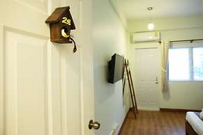 Les Fleurs Bangkok Hostel