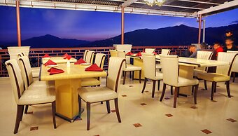 Summit Golden Crescent