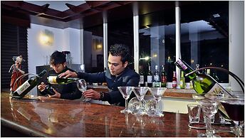 Summit Golden Crescent