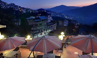 Summit Golden Crescent