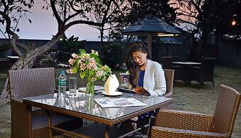 Summit Golden Crescent